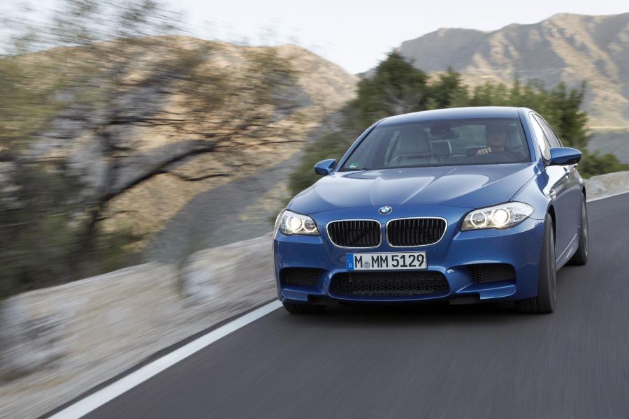 BMW M5 2011 года  (фото 181 из 344)